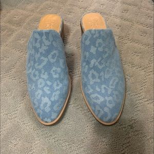 Crown Vintage women’s shoes size 9